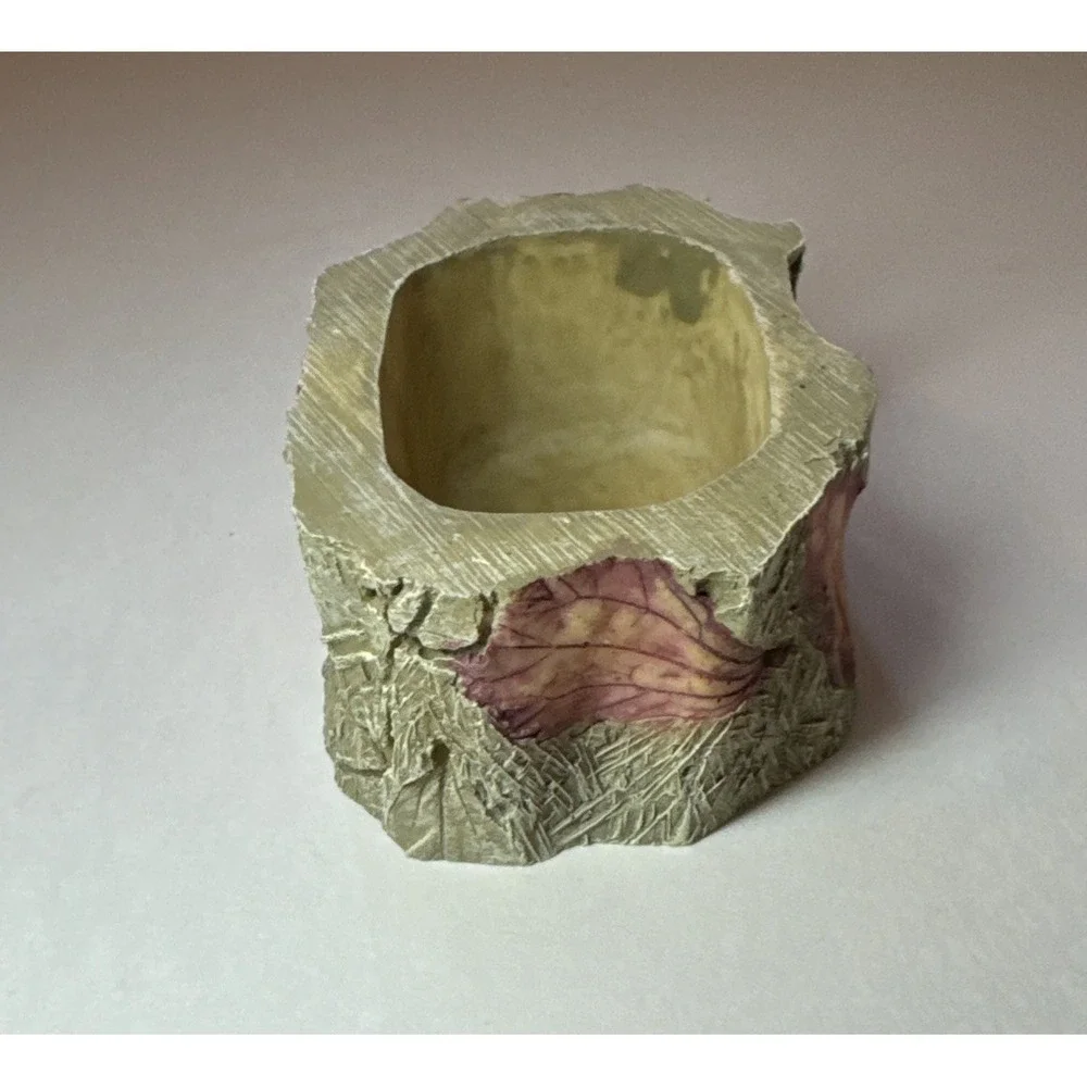 Trinket Box-Leaf Impression Texture,‎ Two-Tone Hexagon Form.
